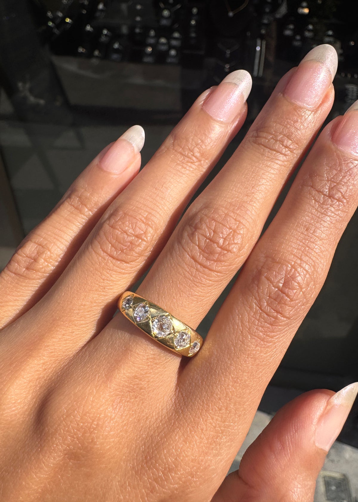 Late Victorian Old Mine Cut Diamond Five-Stone Band Ring in 18 Carat Yellow Gold