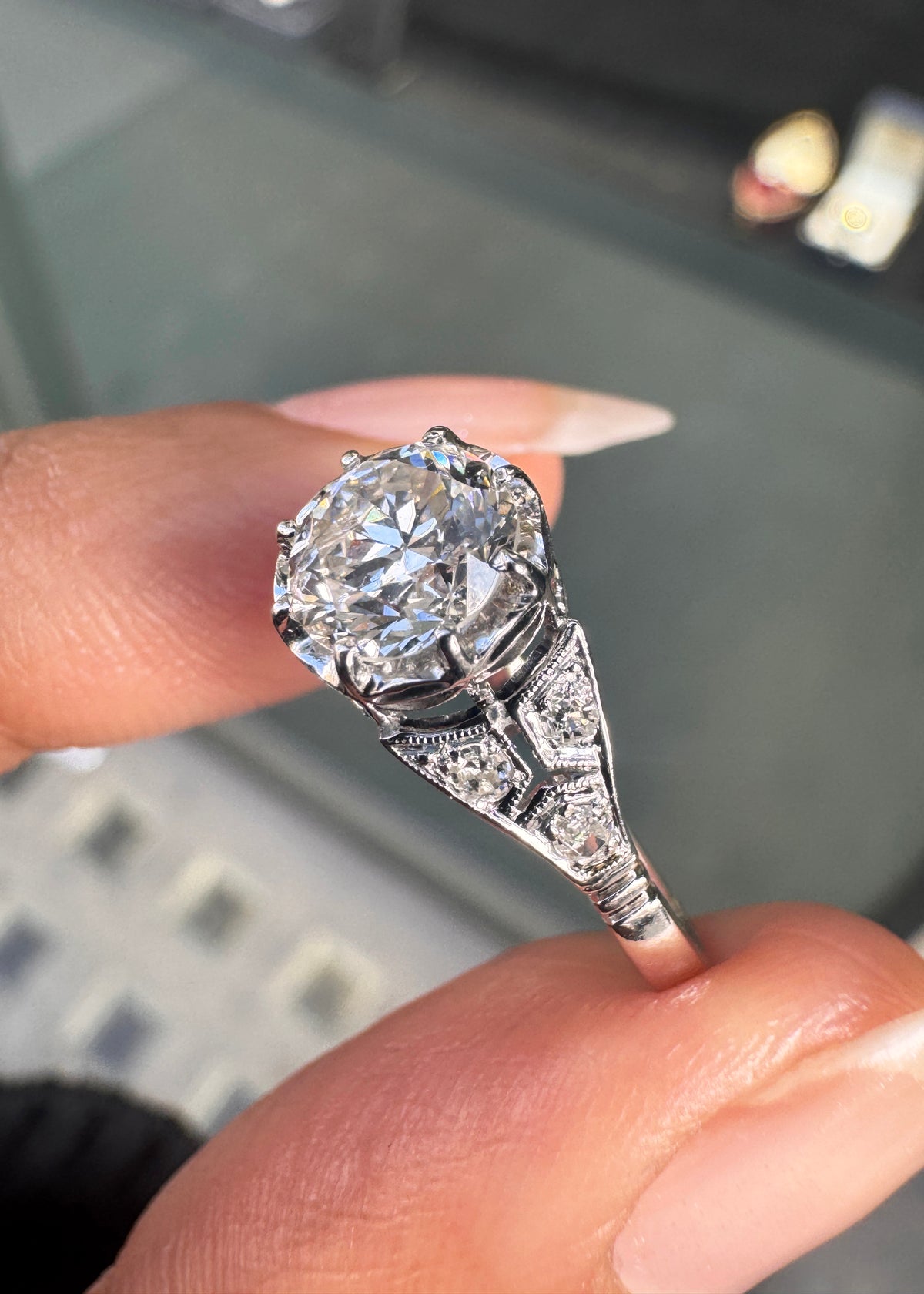 Antique 1.05 Carat Old European Cut Diamond & Platinum Art Deco Engagement Ring