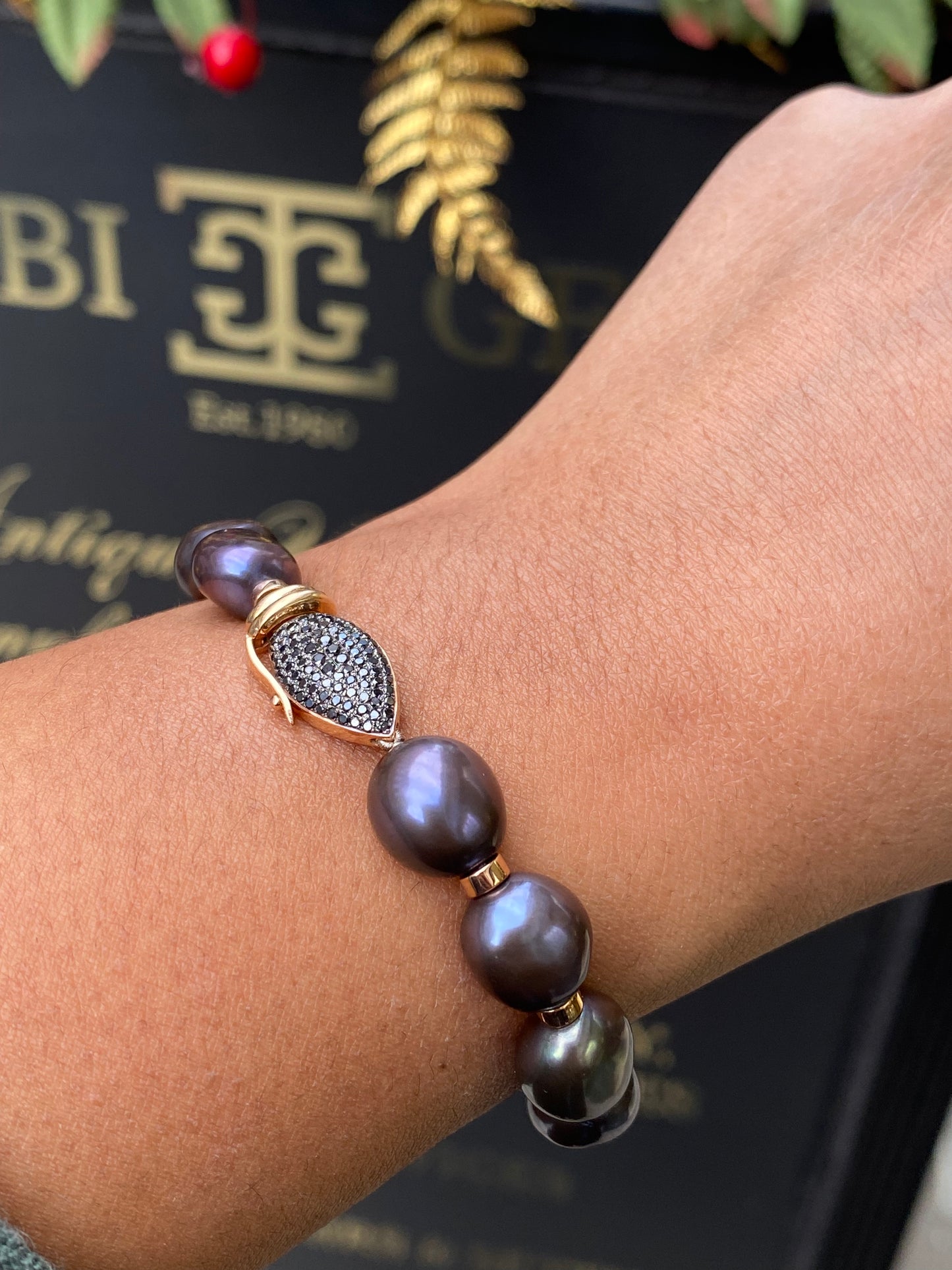 Black Pearl Bracelet with 18 Carat Rose Gold and Black Diamond Clasp