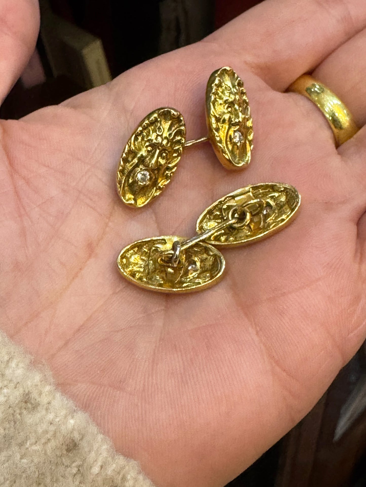 Vintage Diamond and 18 Carat Yellow Gold Stylised Mask Oval Cufflinks, c.1960s