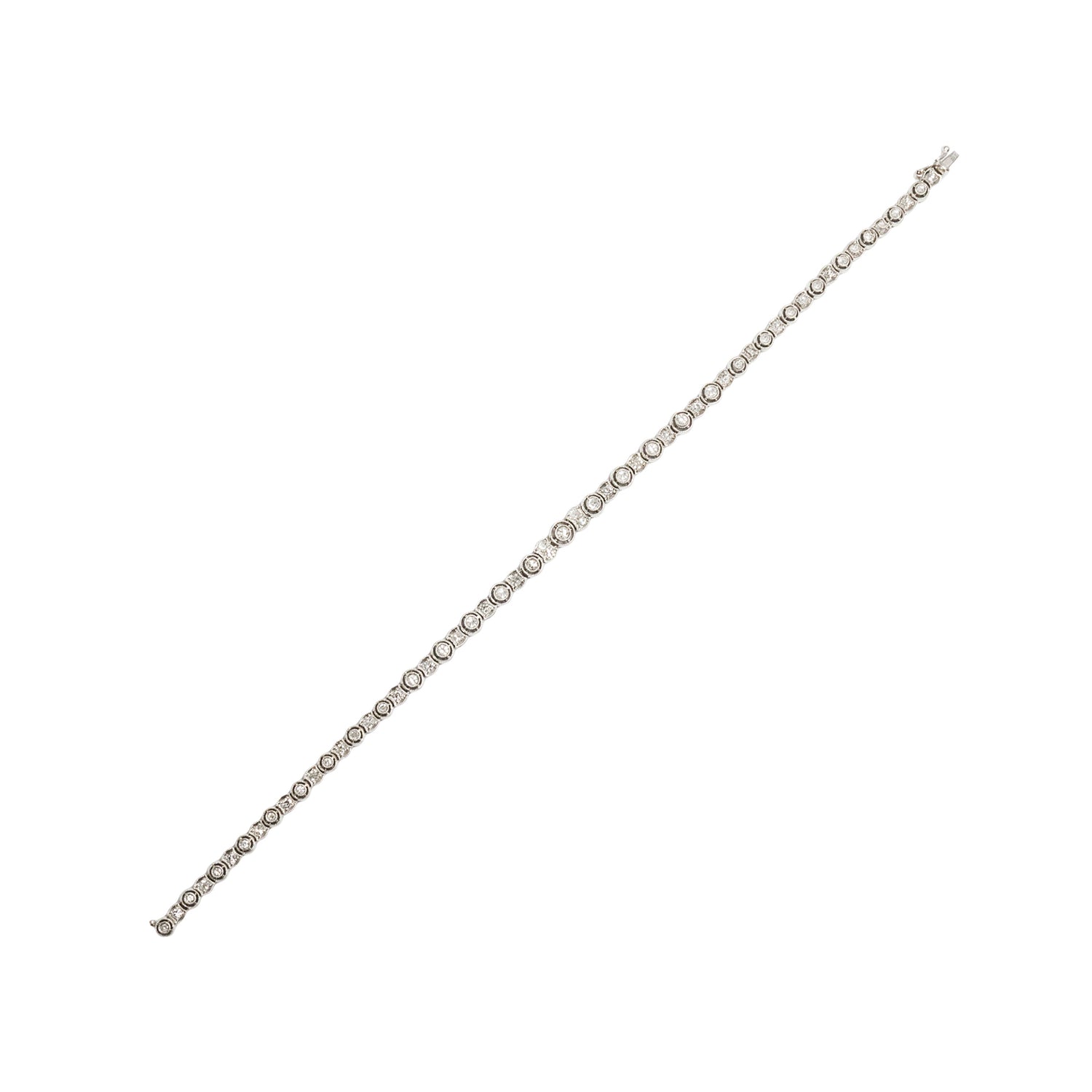 Vintage Old Cut Diamond and Platinum Graduated Tennis Bracelet, circa 1930s