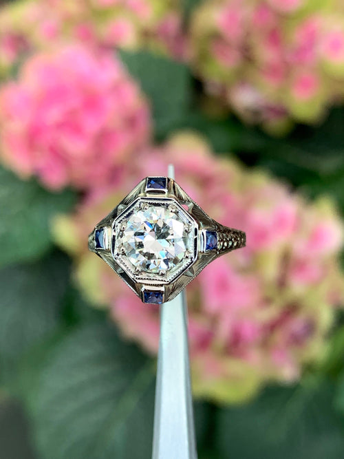 1.14 Carat Diamond 18 Carat White Gold Deco Target Engagement Ring, Circa 1930's