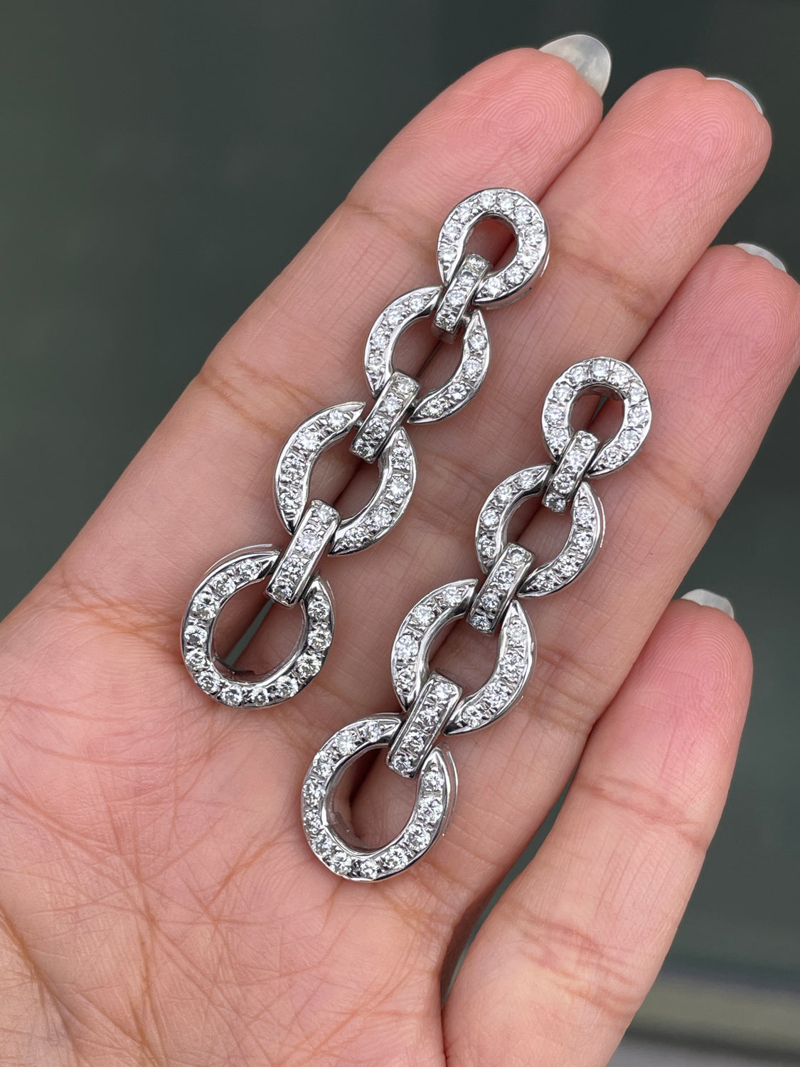 Diamond 18 Carat White Gold Graduating Circular Link Dangle Earrings