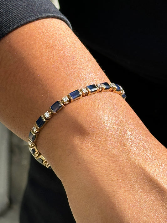 Blue Sapphire and Diamond 18 Carat Yellow Gold Tennis Bracelet