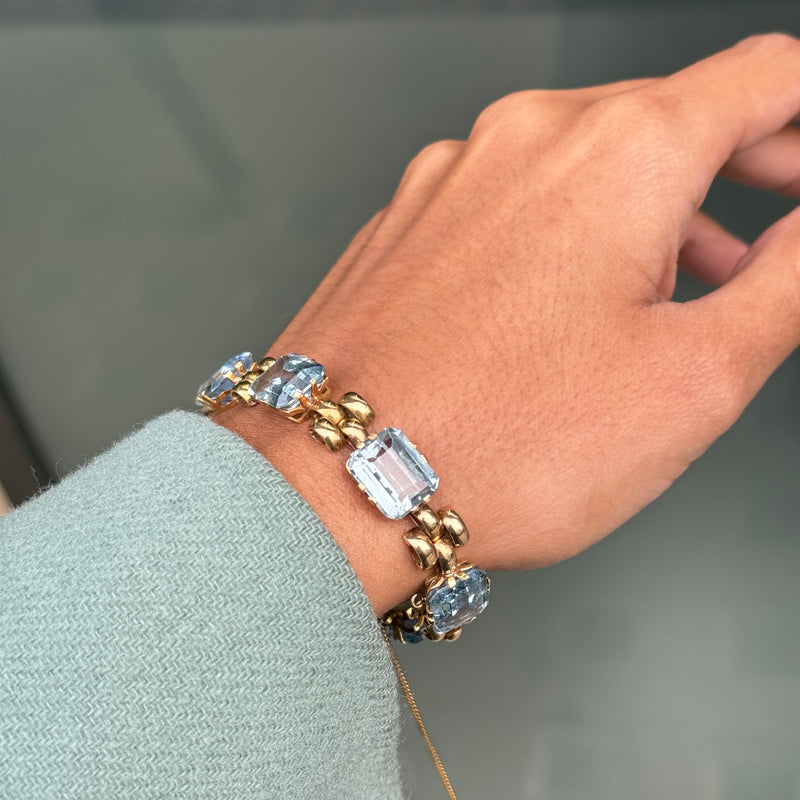 Vintage Paste and 15 Carat Yellow Gold Retro Link Bracelet, circa 1950s