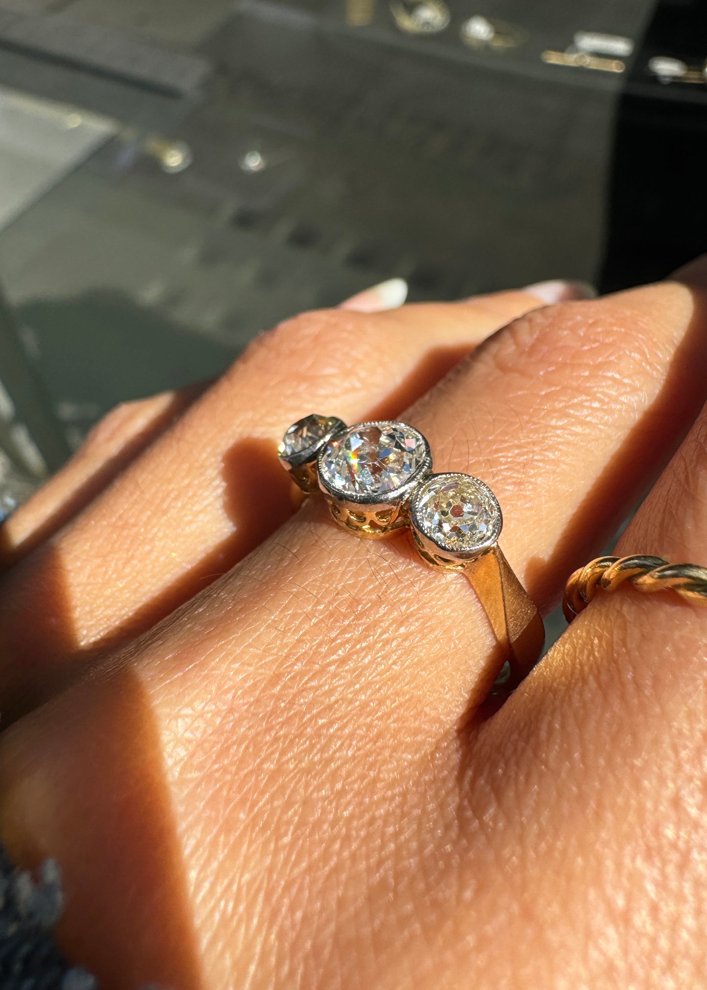 Old Cut Diamond Three-Stone Engagement Ring in 18K Gold and Platinum, c.1880s