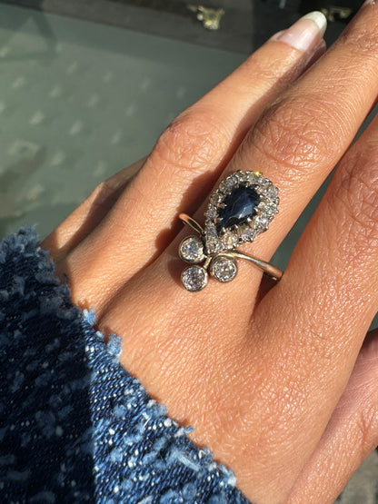 Pear Sapphire & Diamond Halo 18 Carat Yellow Gold Coronet Cluster Ring, c.1890s
