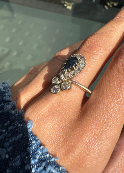 Pear Sapphire & Diamond Halo 18 Carat Yellow Gold Coronet Cluster Ring, c.1890s