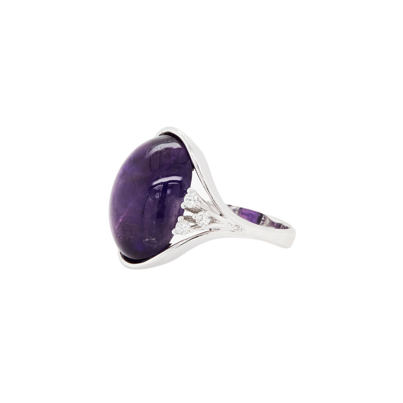 Oval Cabochon Amethyst and Diamond 18 Carat White Gold Dress Ring