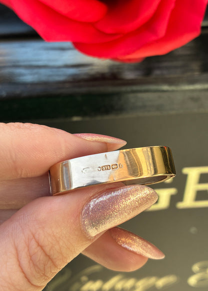 Antique Oval Amethyst and 9 Carat Yellow Gold Hand Engraved Scarf Clip, 1899