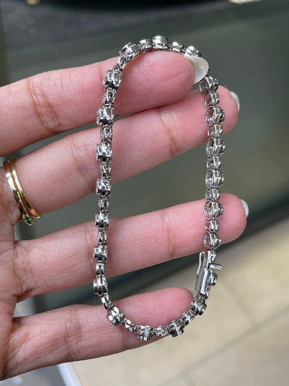 Vintage Diamond Platinum Tennis Bracelet, circa 1930's