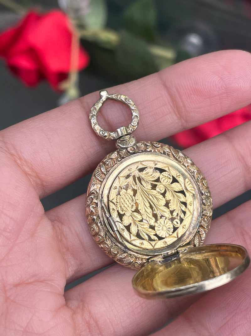 Antique Victorian Vinaigrette 10 Carat Yellow Gold Perfume Locket Pendant