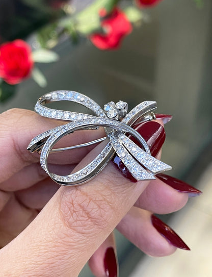 hand holiday vintage diamond ribbon brooch
