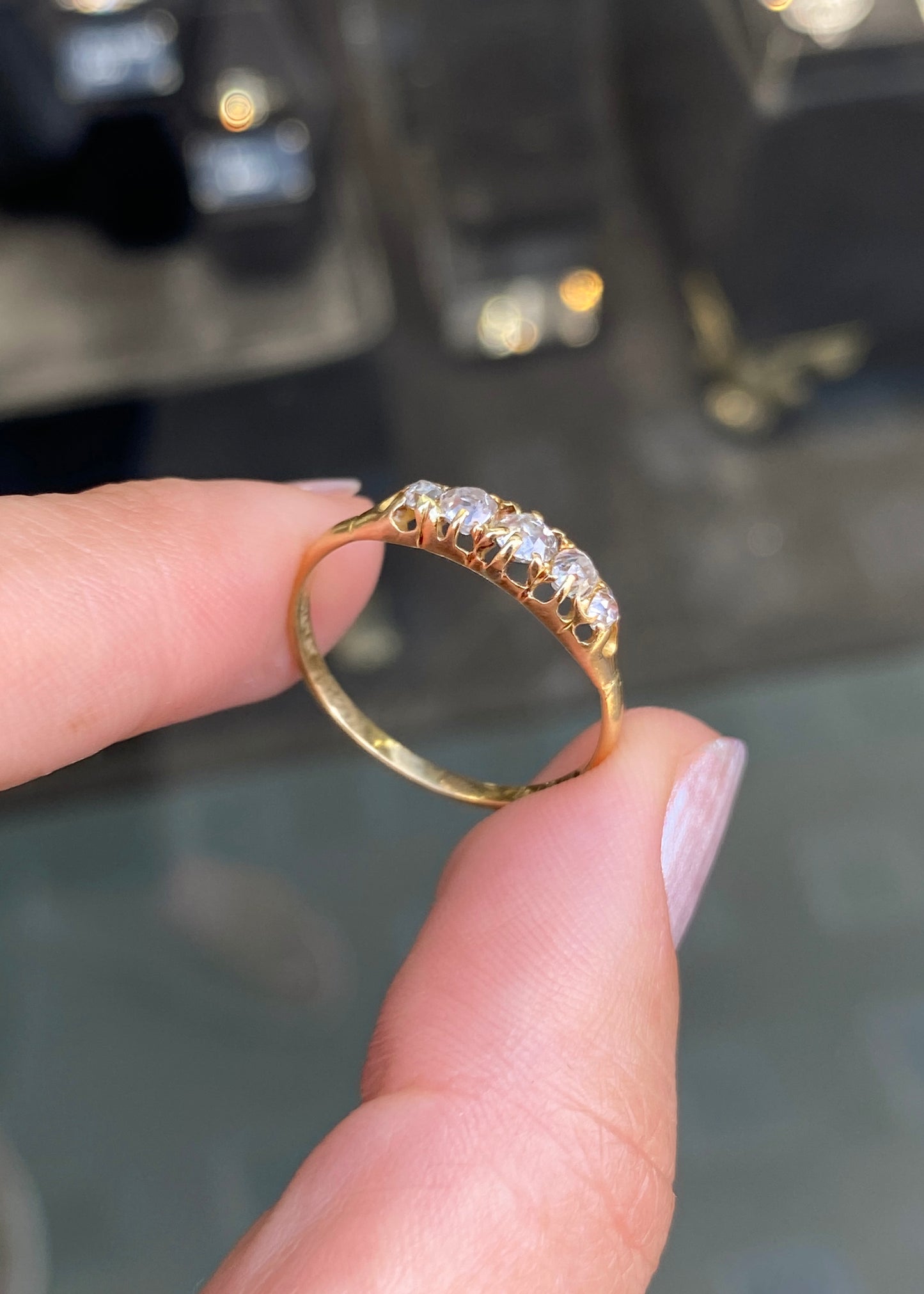 Late Victorian Old Cut Diamond 18 Carat Yellow Gold Five-Stone Ring, c.1870s