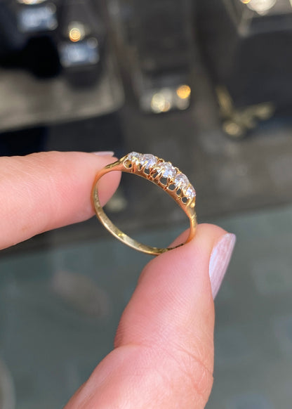 Late Victorian Old Cut Diamond 18 Carat Yellow Gold Five-Stone Ring, c.1870s