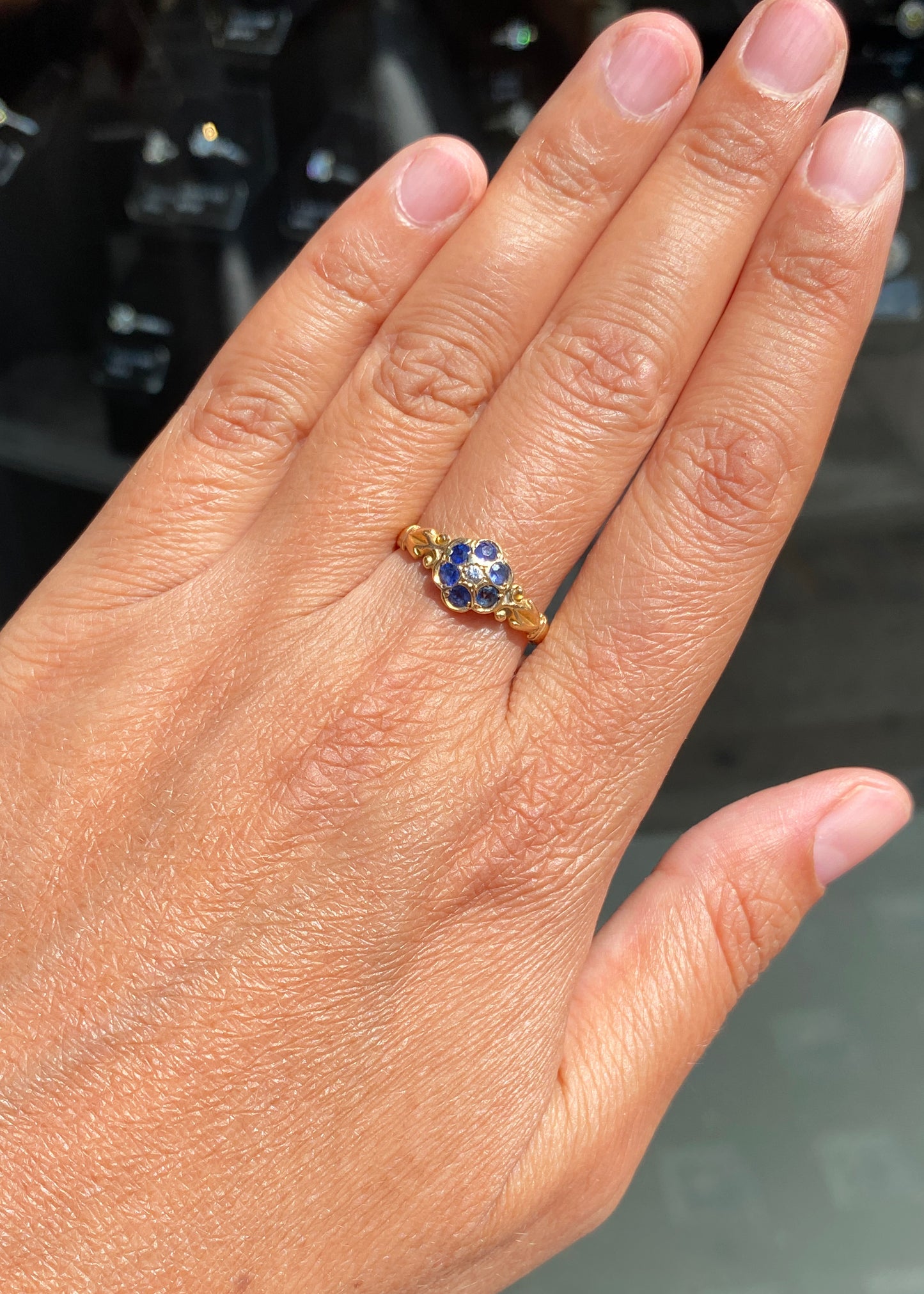 Antique George V Sapphire & Diamond Floral Cluster Ring in 18K Yellow Gold, 1918