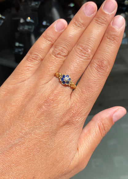 Antique George V Sapphire & Diamond Floral Cluster Ring in 18K Yellow Gold, 1918