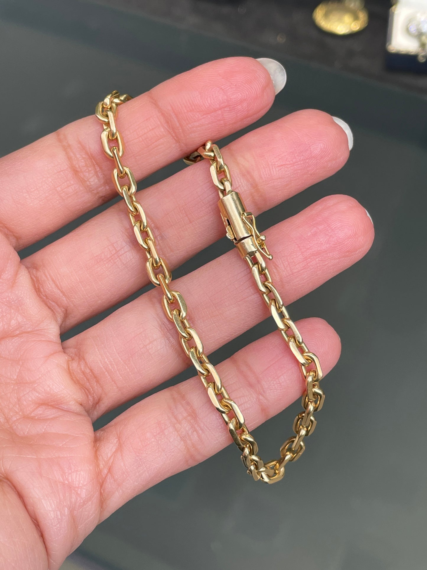 Tiffany & Co. 18 Carat Yellow Gold Belcher Link Chain Bracelet