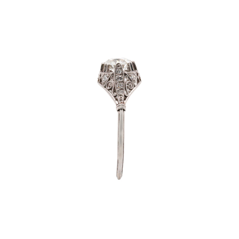 Art Deco Platinum and Diamond Ring With Exquisite Filigree Detailing