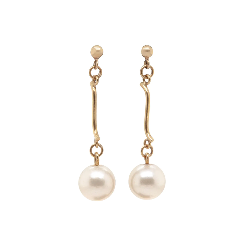 Cultured Pearl and 18 Carat Yellow Gold Drop Earrings