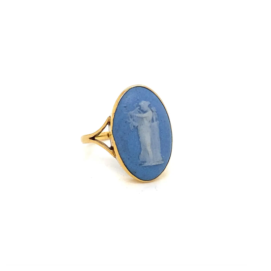 Wedgwood Blue Jasperware Cameo Style 18 Carat Yellow Gold Vintage Dress Ring