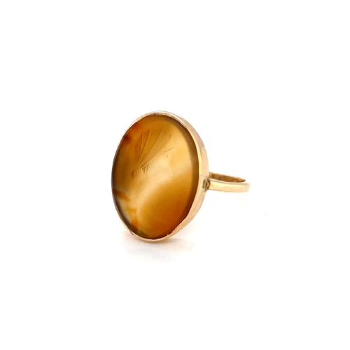 Carnelian Intaglio and 9 Carat Yellow Gold Vintage Signet Ring