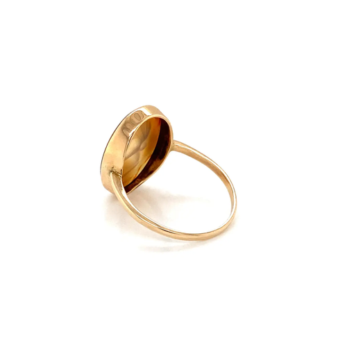 Carnelian Intaglio and 9 Carat Yellow Gold Vintage Signet Ring