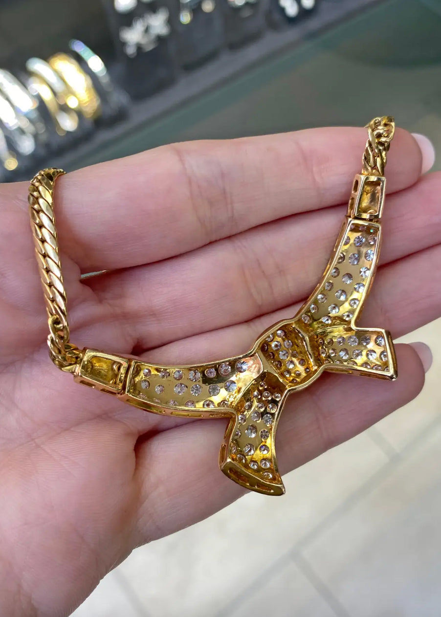 Vintage Diamond and 18 Carat Yellow Gold Large Bow Motif Necklace