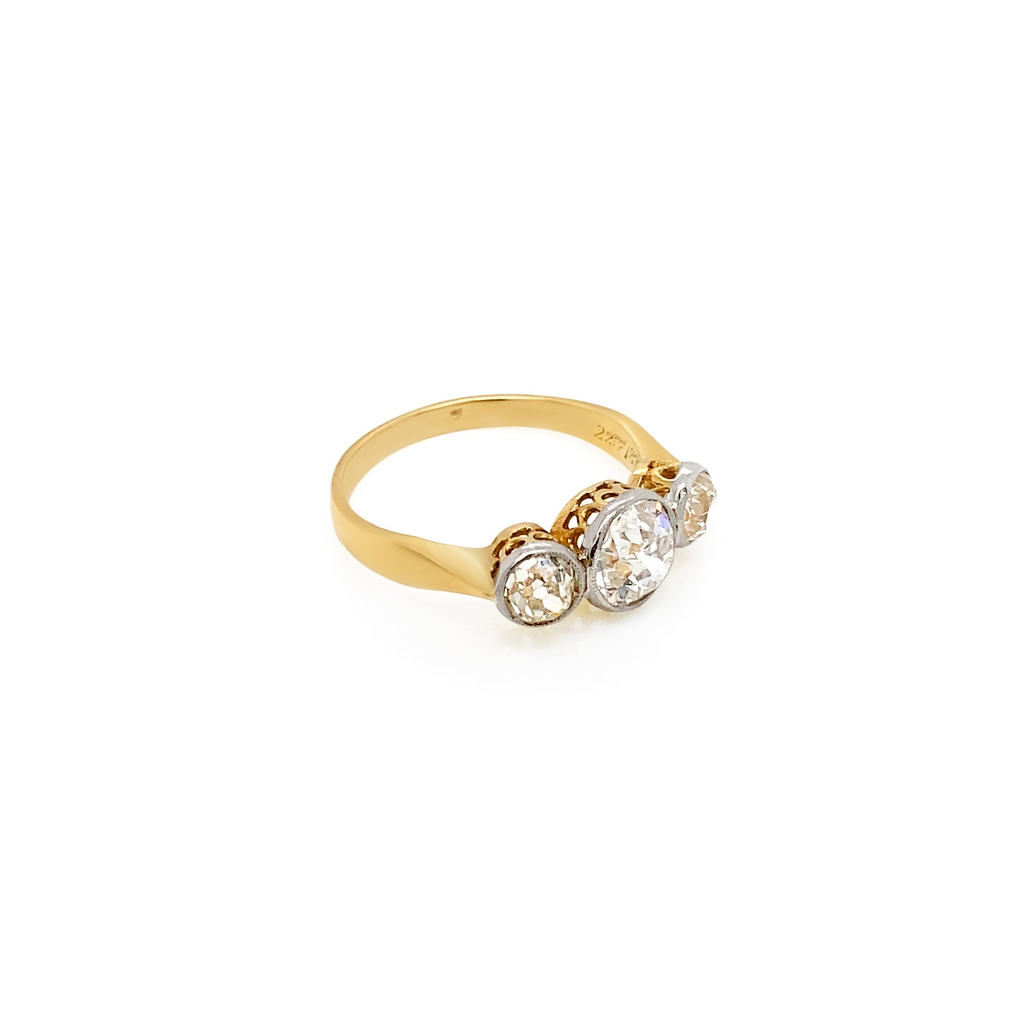 Old Cut Diamond Three-Stone Engagement Ring in 18K Gold and Platinum, c.1880s