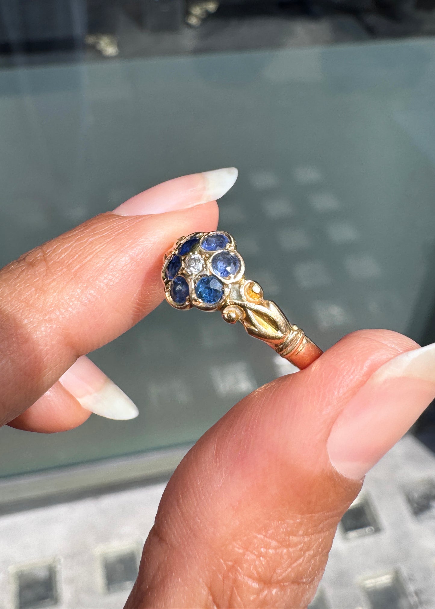 Antique George V Sapphire & Diamond Floral Cluster Ring in 18K Yellow Gold, 1918