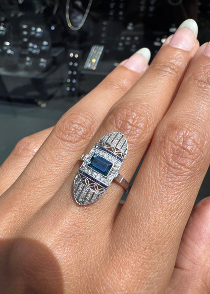 Art Deco Blue Sapphire and Diamond Open Work Cocktail Ring in Platinum, c.1920s