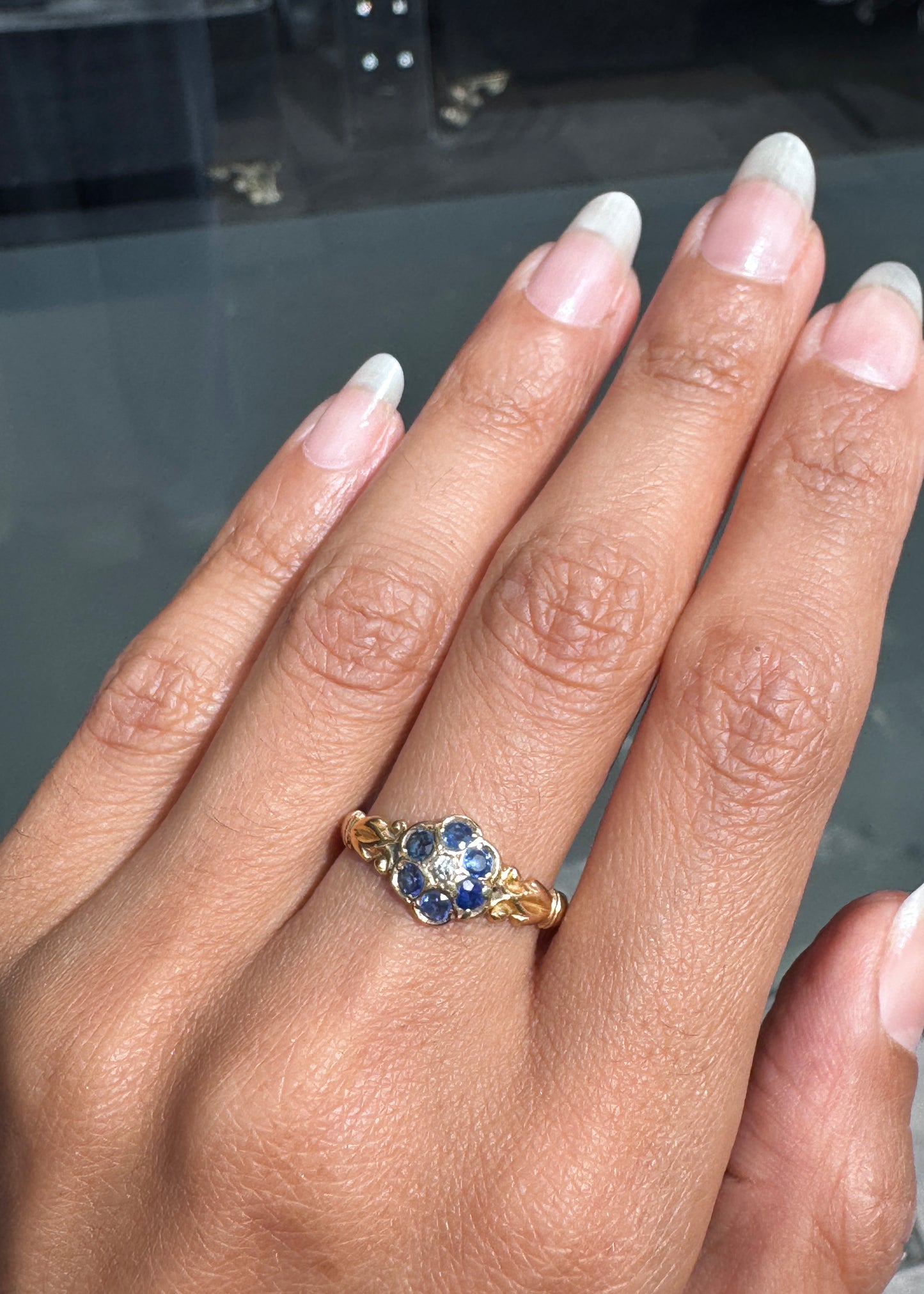 Antique George V Sapphire & Diamond Floral Cluster Ring in 18K Yellow Gold, 1918