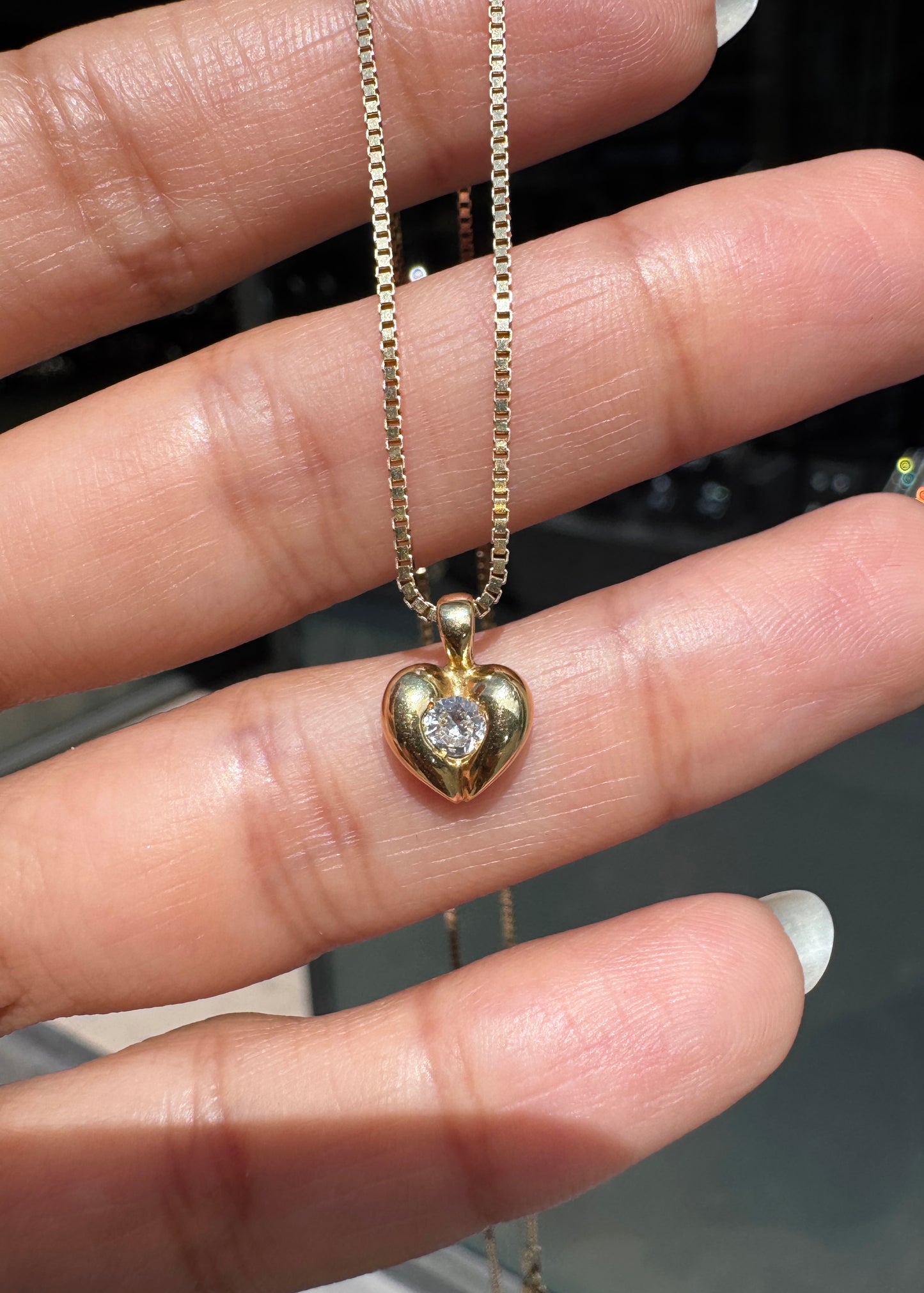 Round Brilliant Cut Diamond and 18 Carat Yellow Gold Heart Pendant Necklace