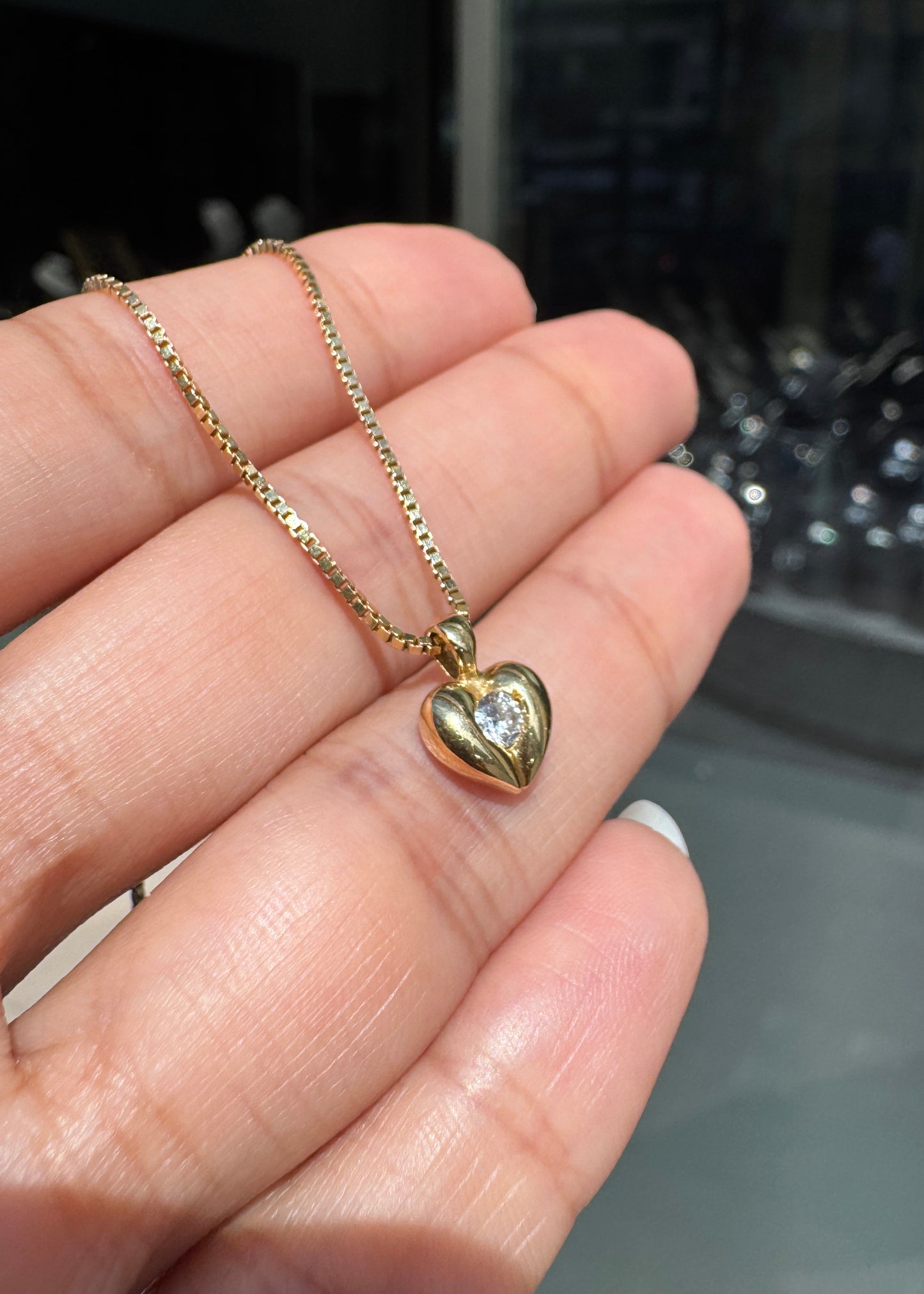 Round Brilliant Cut Diamond and 18 Carat Yellow Gold Heart Pendant Necklace