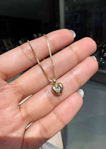 Round Brilliant Cut Diamond and 18 Carat Yellow Gold Heart Pendant Necklace