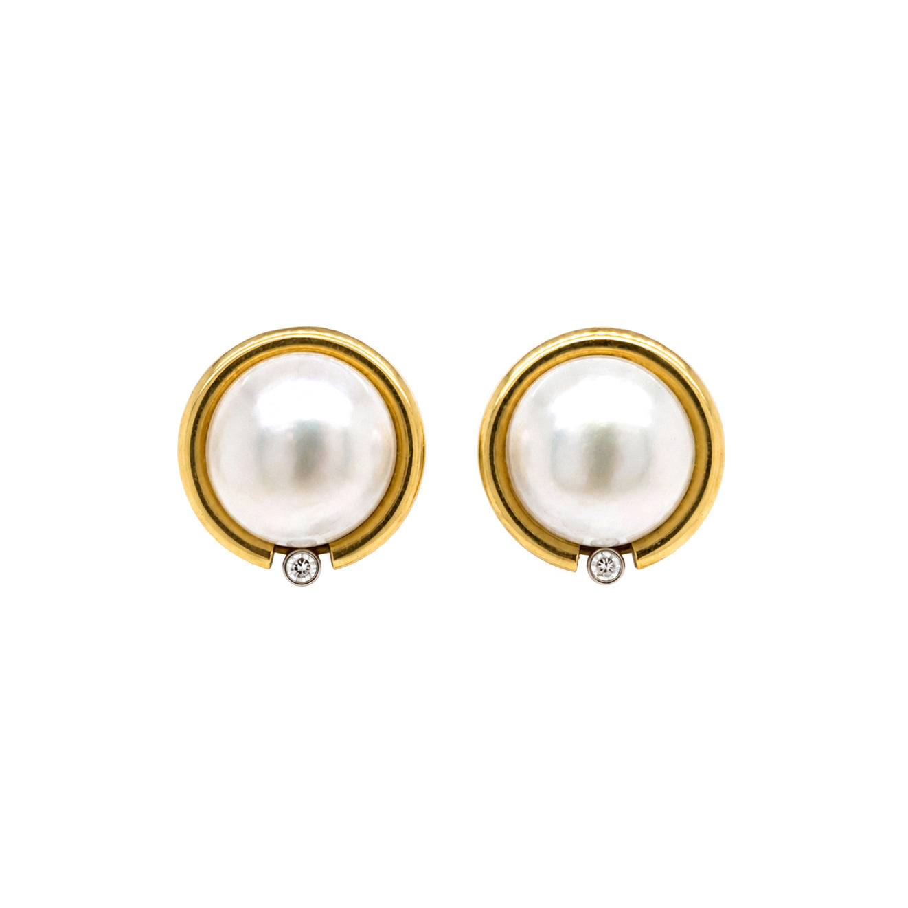 Vintage Mabe Pearl & Diamond 18 Carat Yellow Gold Lever-Back Earrings, c.1980s