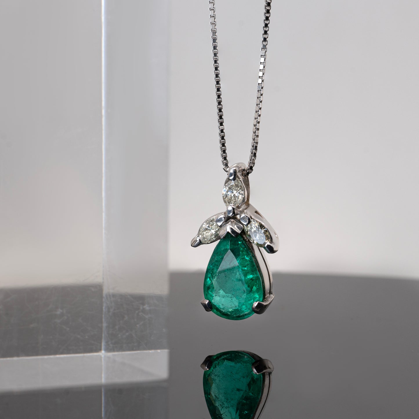 3.60 Carat Pear Shape Emerald and Marquise Diamond 18 Carat White Gold Pendant
