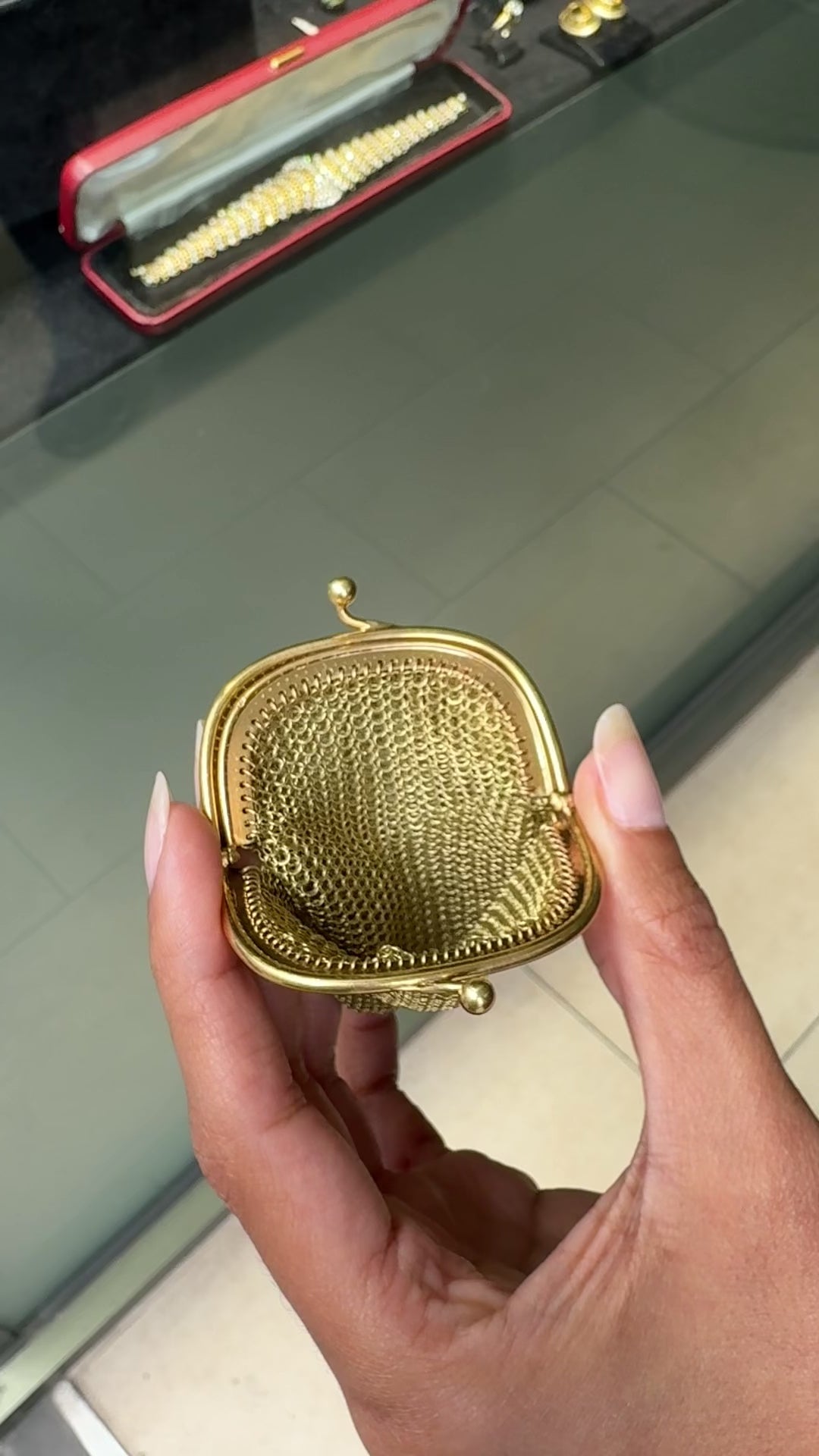 video of Antique 18K Yellow Gold Mesh Two Compartment Coin Purse, circa 1920's
