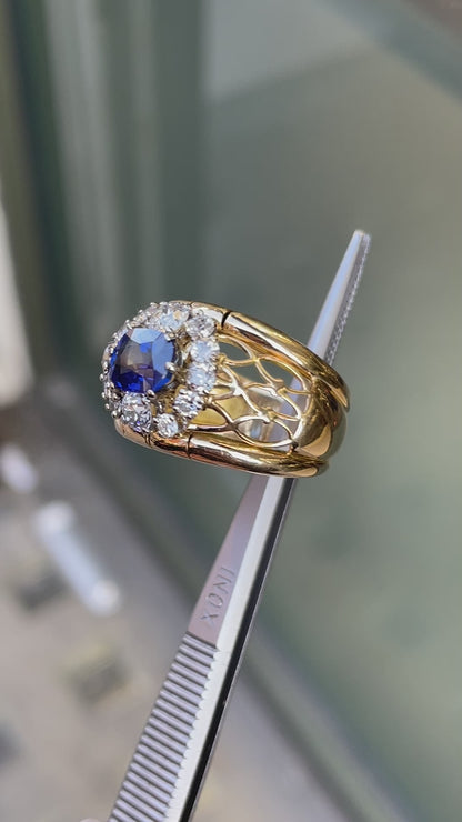 1.49ct Natural Unheated Blue Sapphire & Diamond 18K Gold Dress Ring, c.1940s