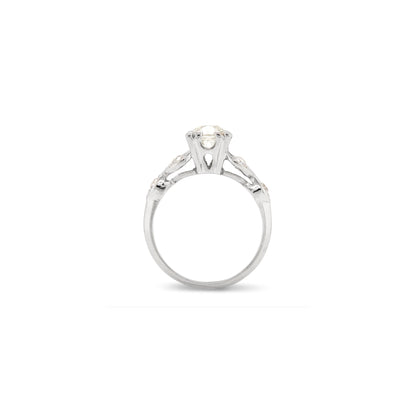 setting on diamond and platinum ring
