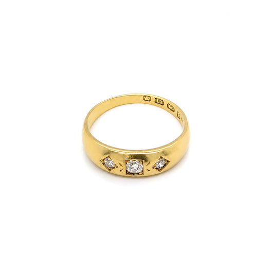 Late Victorian Old Cut Diamond 18 Carat Yellow Gold Three-Stone Band Ring, 1885